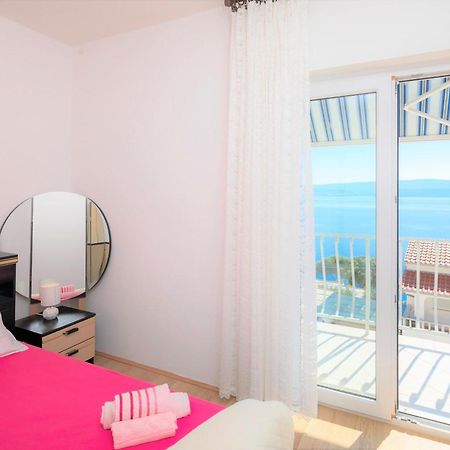 Fba Family Beach Apartments Omiš Exterior foto