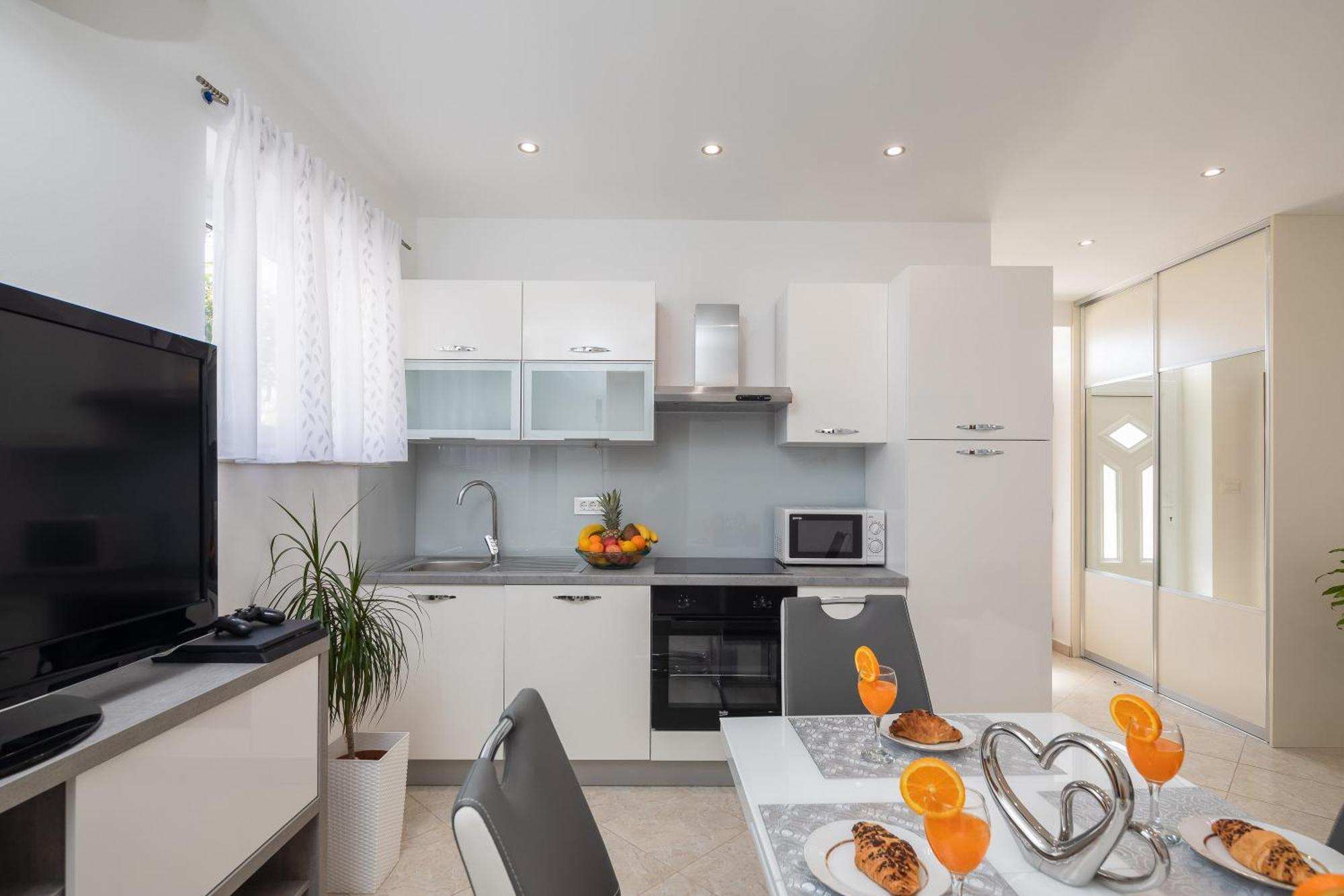 Fba Family Beach Apartments Omiš Habitación foto