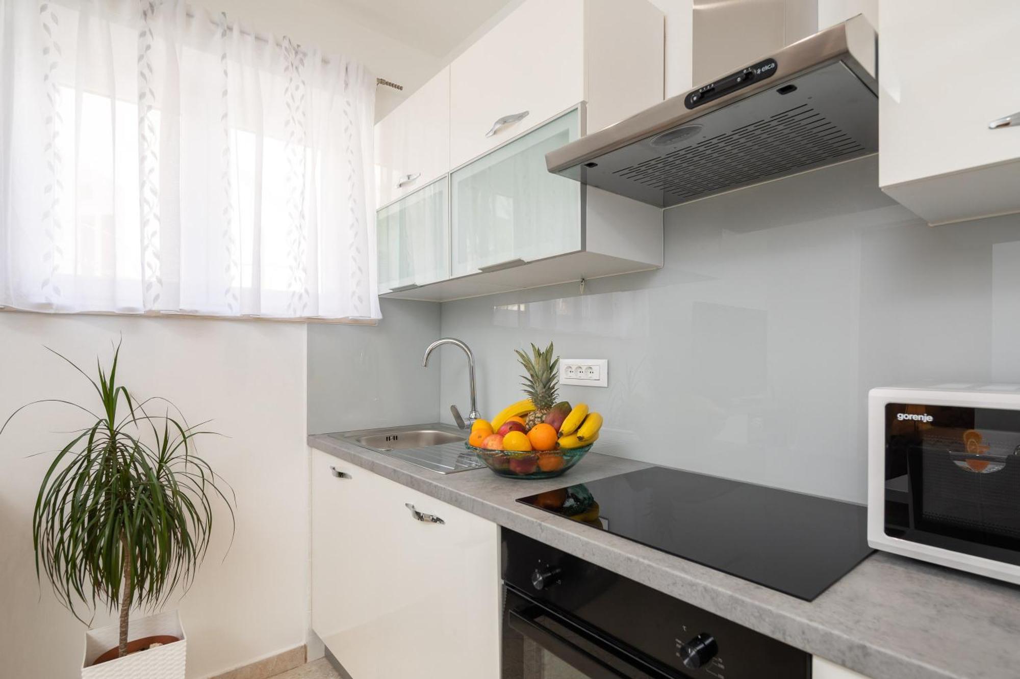 Fba Family Beach Apartments Omiš Habitación foto