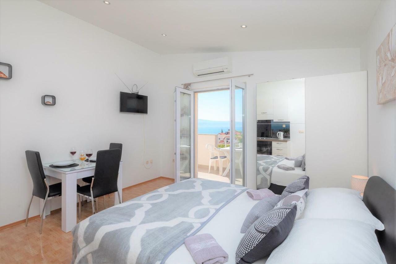 Fba Family Beach Apartments Omiš Exterior foto